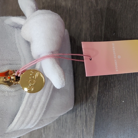 Stoney Clover Lane white pouch - Picture 3 of 4